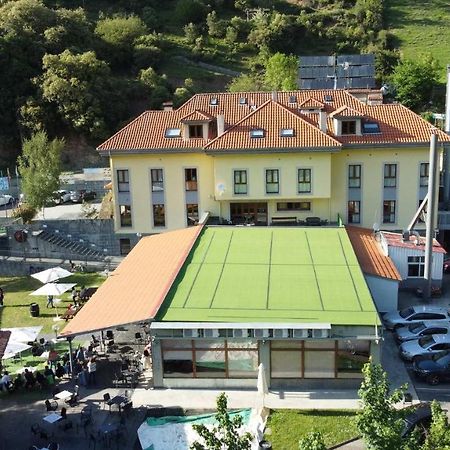 Hotel VIDA Santa Cristina Pola de Lena Esterno foto