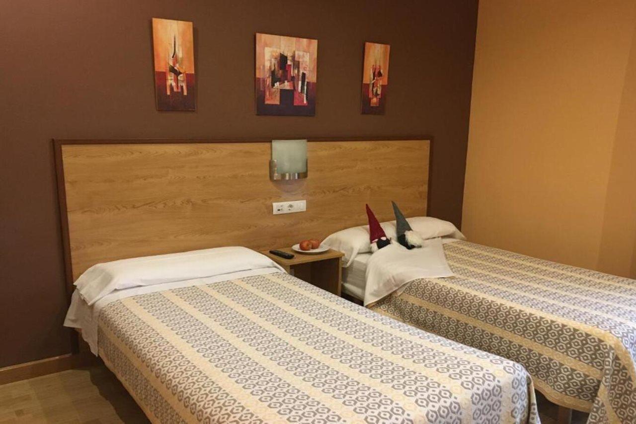 Hotel VIDA Santa Cristina Pola de Lena Esterno foto