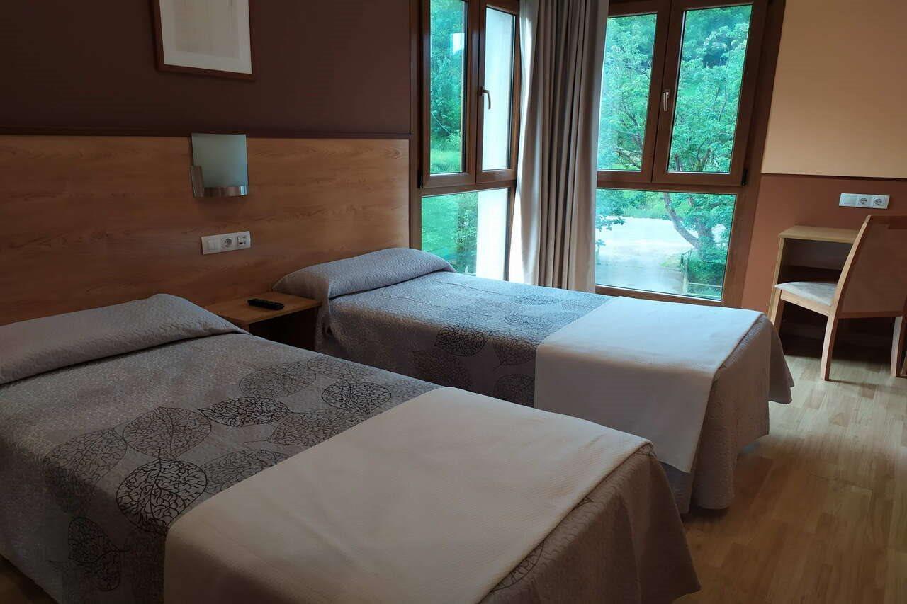 Hotel VIDA Santa Cristina Pola de Lena Esterno foto