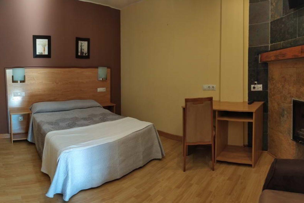 Hotel VIDA Santa Cristina Pola de Lena Esterno foto