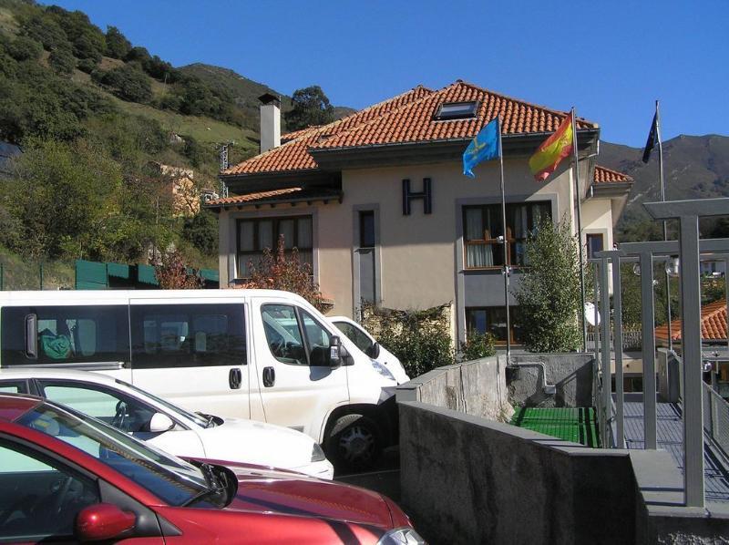 Hotel VIDA Santa Cristina Pola de Lena Esterno foto